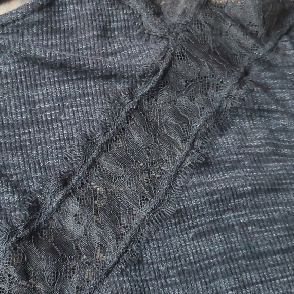 UO Pins and Needles cold shoulder lacy top - Picture 3 of 9